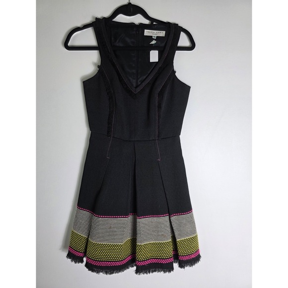 Trina Turk Dresses & Skirts - Trina Turk Embroidered Sleeveless Fringe Trim Fit & Flare S 0